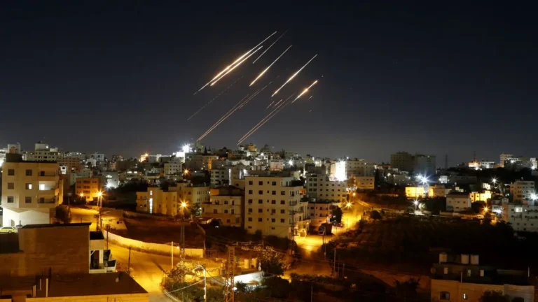 Iran-MissileStrike-on-USA
