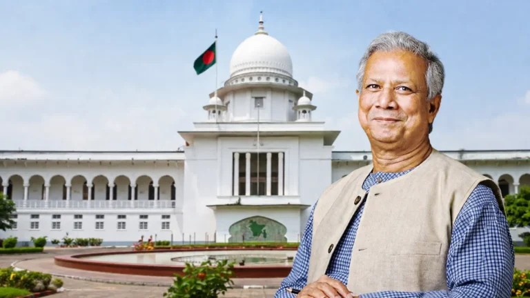 বঙ্গভবনের সামনে দাঁড়িয়ে আছেন ড. মুহাম্মদ ইউনূস; নতুন রাষ্ট্রপতি নির্বাচন ঘিরে তাঁর নাম আলোচনায়।