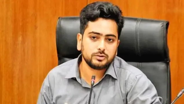 জামালপুরে সমাবেশে বক্তব্য দিচ্ছেন এনসিপির আহ্বায়ক নাহিদ ইসলাম; রাষ্ট্রপতি মো. সাহাবুদ্দিনের পদত্যাগের পর গ্রেপ্তারের দাবি জানাচ্ছেন