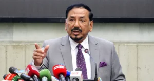 জুলাই গণঅভ্যুত্থান দিবস উপলক্ষে আয়োজিত অনুষ্ঠানে বক্তব্য দিচ্ছেন ভারপ্রাপ্ত রাষ্ট্রপতি হাফিজ উদ্দিন আহমদ