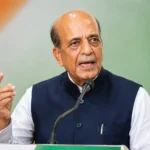 বাংলাদেশ-ভারত বাণিজ্য নিয়ে দীনেশ ত্রিবেদী ও বাণিজ্যমন্ত্রী খন্দকার আব্দুল মুক্তাদিরের বৈঠক সচিবালয়ে