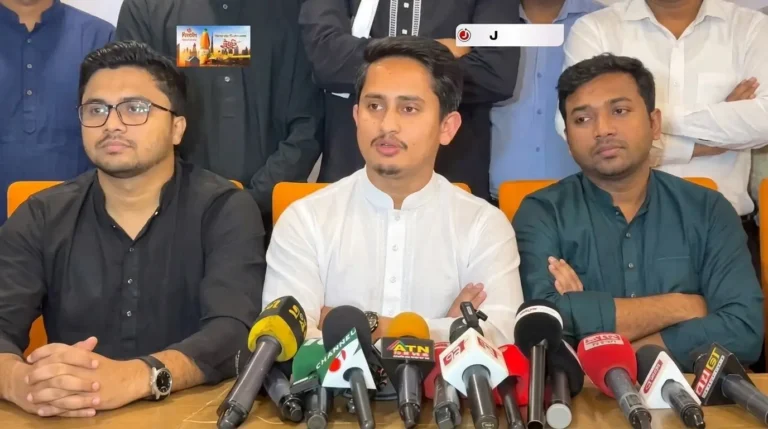 স্বরাষ্ট্রমন্ত্রীর বক্তব্য নিয়ে মন্তব্য করছেন সারজিস আলম