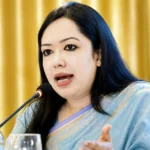 গ্যাস ও বিদ্যুৎ সংকট নিয়ে সংসদে বক্তব্য দিচ্ছেন রুমিন ফারহানা
